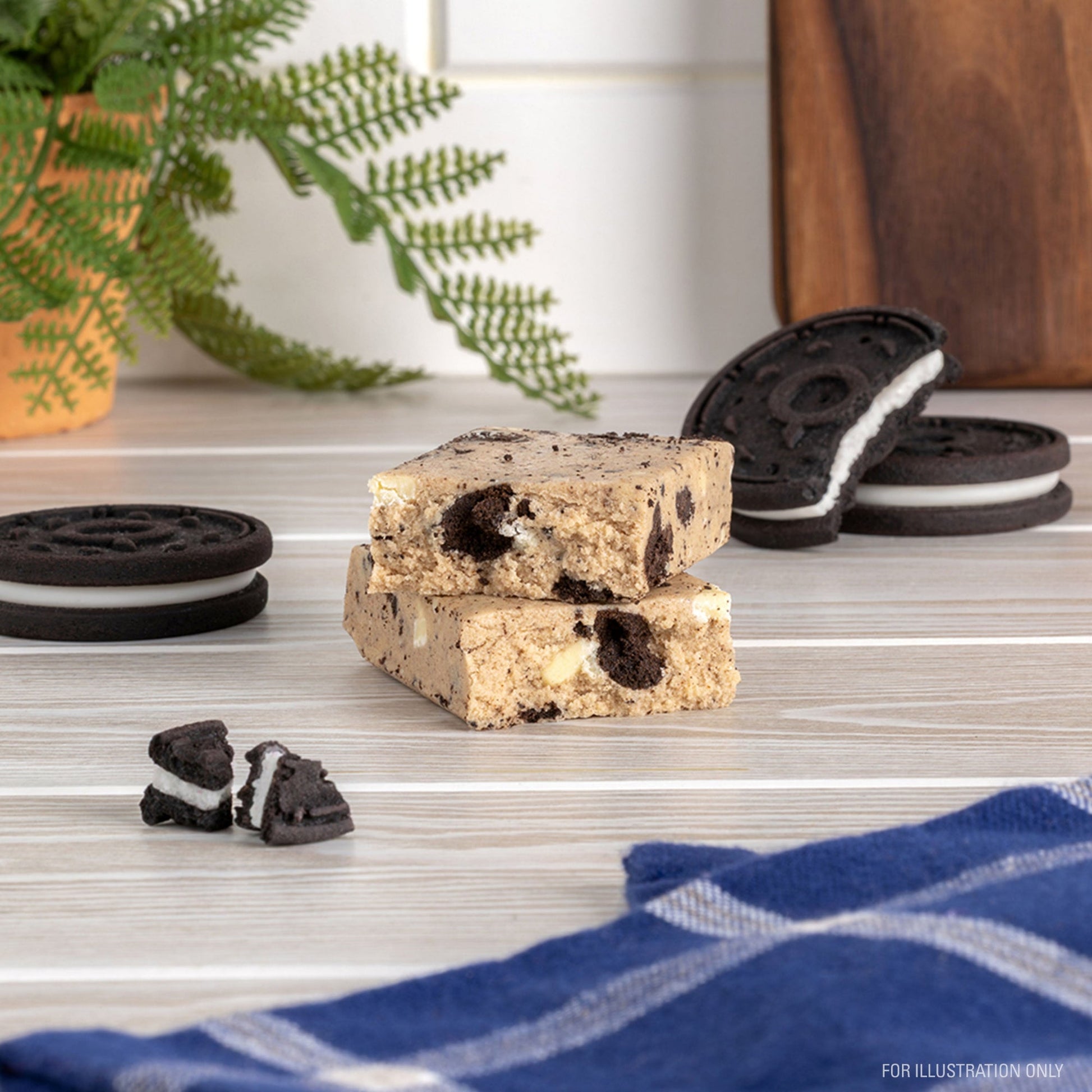 cookies-and-cream-protein-bars-u8 15807_QN_USA_ProteinBar_CAC_InterimAssetUpdate_Digital_Tabletop1.jpg