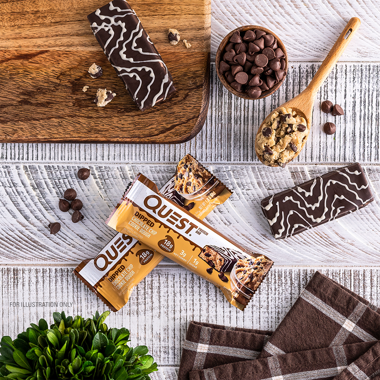 dipped-chocolate-chip-cookie-dough-protein-bar-b3 qst-012268_dipped-chocolate-chip-cookie-dough-protein-bar_7.png